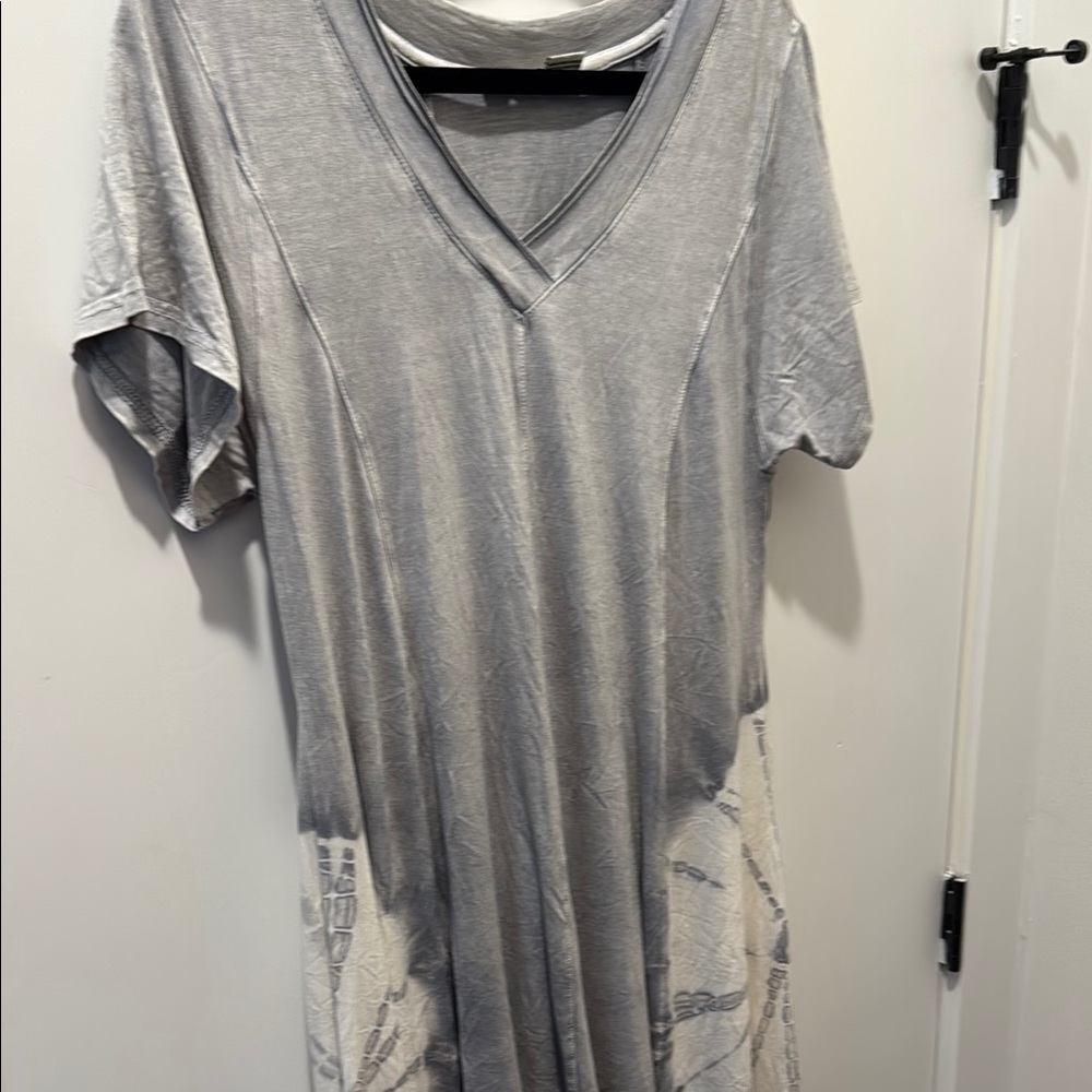 Raya Sun Gray V-Neck Dress